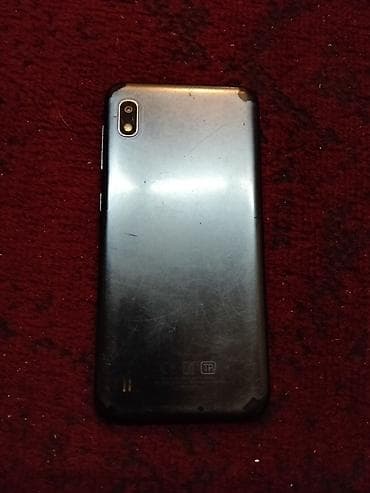 Samsung Galaxy A10, 32 ГБ, цвет - Черный, Две SIM карты — 4
