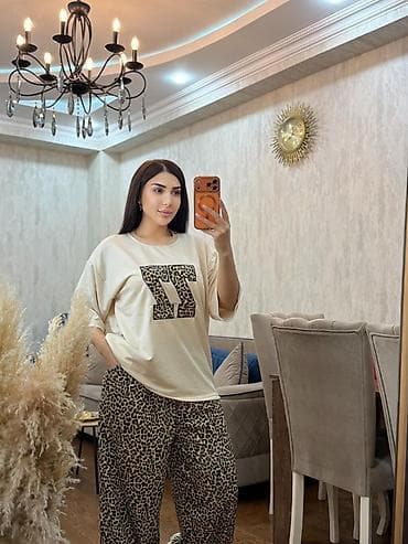 palt: Qadın idman dəsti – 2 hissəli - Üst: rahat kəsimli, qısa oversize — 8
