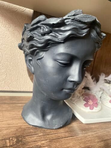 qara qarayev tibb kurslari: 20 azn dekor bas dipcek heykeli — 2