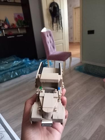 maraqli oyuncaqlar: LEGO tərzində yığılan Porsche yarış avtomobili modeli. Oyuncaq qara və — 9