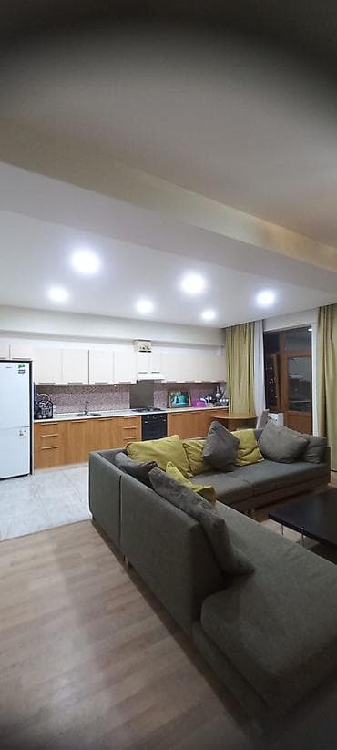 yeni gencede satilan evler: 28 May, 2 otaqlı, Yeni tikili, m. 28 may, 92 kv. m — 3