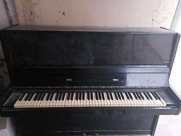 Upright pianino – “Красный Октябрь” (Krasniy Oktyabr) model