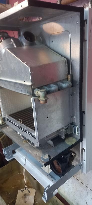 kombi hisseleri: İşlənmiş Kombi 28 kVt, Pulsuz çatdırılma, Ödənişli quraşdırma, Zəmanətli, Kredit yoxdur — 8
