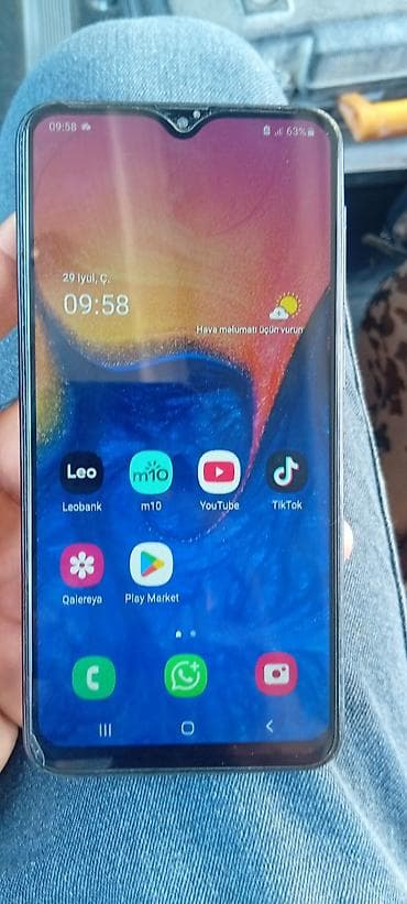 galaxy tab a9 qiymeti: Samsung Galaxy A10, 32 GB, rəng - Qara, İki sim kartlı — 2