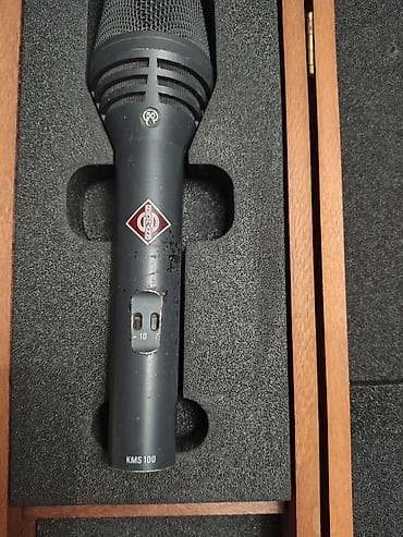 купить микрофон: Neumann KMS 100 və Shure SM58 mikrofonları - Neumann KMS 100: Səhnə — 2
