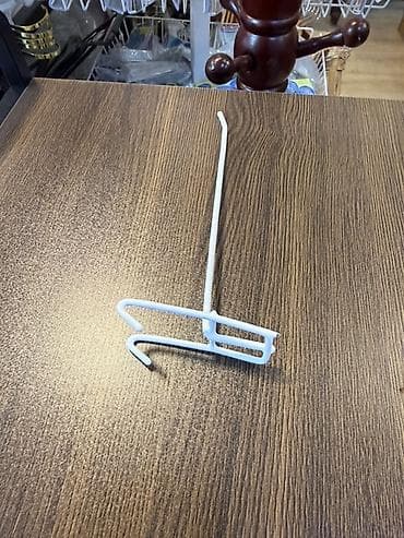 ref: Ağ rəngli metal vitrin asqısı / rəf qarmağı. Məhsul mağaza, vitrin və — 3