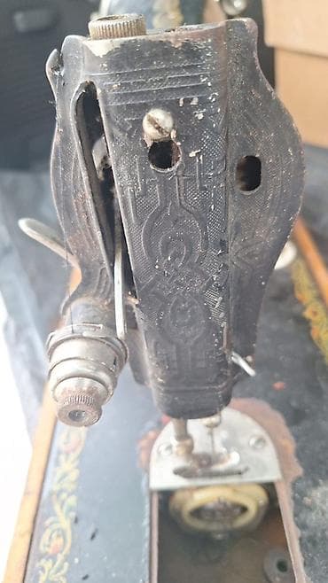 antik service: Məhsul: Köhnə tip mexaniki tikiş maşını Təsvir: - Korpus: Dəmir — 4