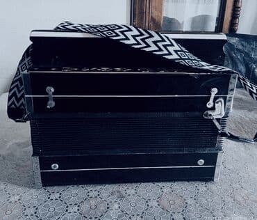 купить синтезатор yamaha бу: Гармонь, Акустический — 3