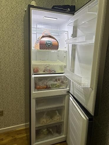 islemis xaladenik: Hisense iki qapılı soyuducu (aşağıda dondurucu, yuxarıda soyuducu — 3