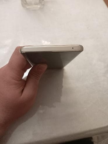 TV və video: Honor X9b, 256 GB, rəng - Narıncı, Sensor — 4