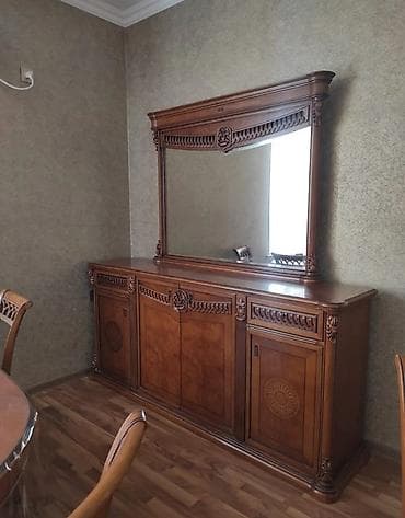 Güzgülü komod,orijinal mebeldir,Malayziya istehsalıdır,sağlam lalafo.az -da Güzgülü komod,orijinal mebeldir,Malayziya istehsalıdır,sağlam