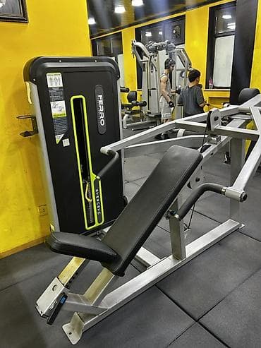 pulla: Ferro Strength seriyası – peşəkar fitnes zalı üçün komplekt — 1