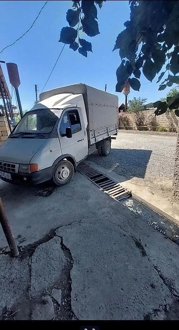 ford transit pompa: Yük daşıma üçün tentli kiçik yük avtomobili - Korpus: 2 tərəfdən — 1