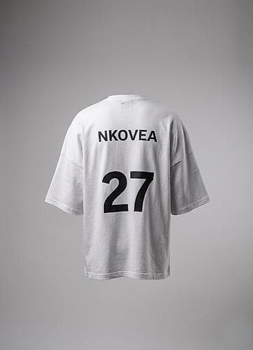 Ağ rəngli unisex futbolka - Ön hissə: sol döşdə Adidas loqosu, sağ — 1