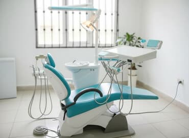 stomatoloji: Salam teze ve iwlenmiw Stomatoloji kreslolar ve avadanlìqlarìn — 2