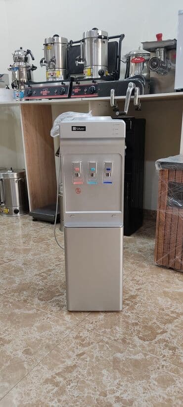 Dispenser Silver, Döşəməüstü, Su isitmə ilə