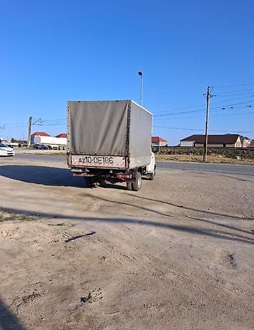 maşın yataq: Yükdaşıma üçün tentli kiçik tonnajlı yük maşını - Korpus: ağ rəngli — 2
