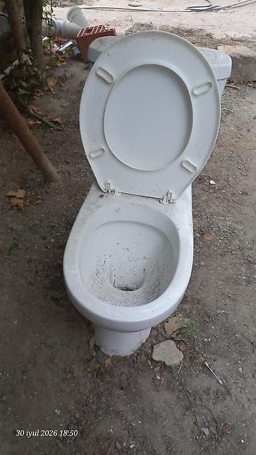 Unitaz satılır təzə kimidir istəyən canlı gəlib baxa bilər unvan — 1