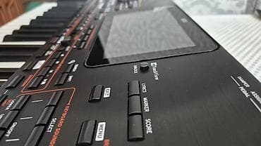 Klavişli alətlər: Sintezator, Korg, İşlənmiş, Ödənişli çatdırılma — 8