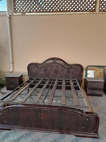 tualet bacoku: İkinəfərlik çarpayı, Dolab — 2