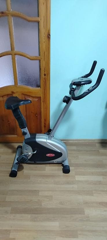 Satılır Evdə istifadə üçün Maxxus maqnit Velotrenajoru . Yüklənmə