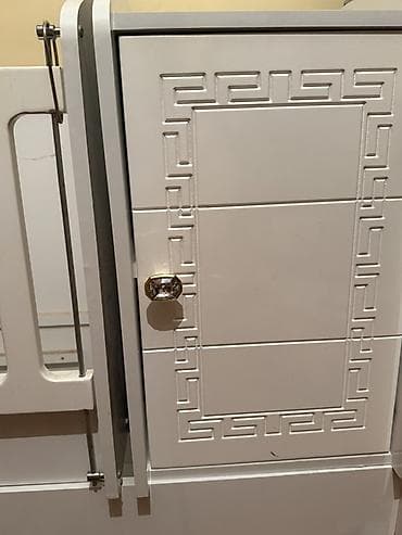 xalca usaq: Oğlan və qız üçün, Dördbucaq, Beşik, Dəstsiz, Matrassız, Yellənmə mexanizmsiz — 3