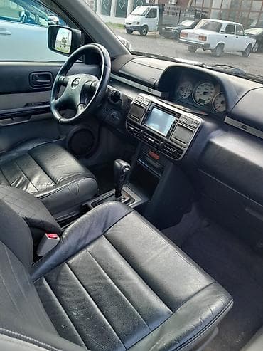 turbo.az yeni avtomobiller: Toyota Camry SE sedan - Korpus: sedan, qrafit/boz rəng - — 7