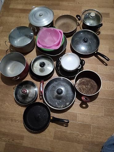 Baxcaninin qab qazanlari satilir. Hamsi birlikde 45 azn Unvan — 2