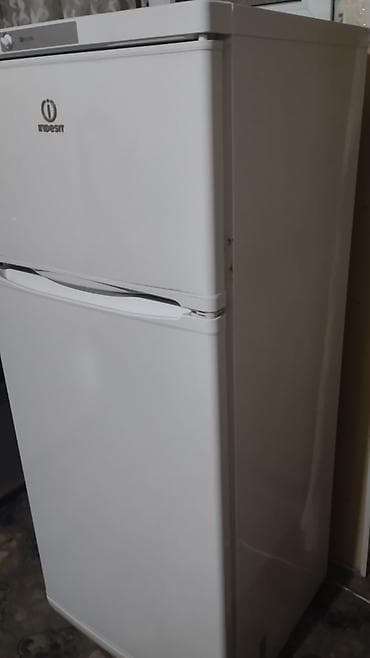 Аудиотехника: 2 двери Indesit Холодильник Продажа, цвет - Белый — 4