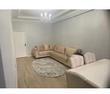 Mebel ilə tam təchiz olunmuş 2 otaqlı mənzil interyeri - Zövqlü