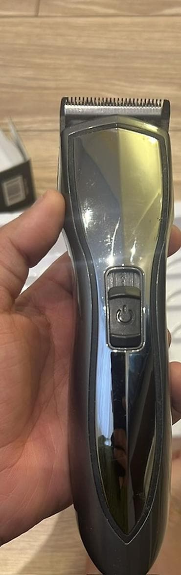 baş qırxan maşın: Saç qırxan maşın — 3