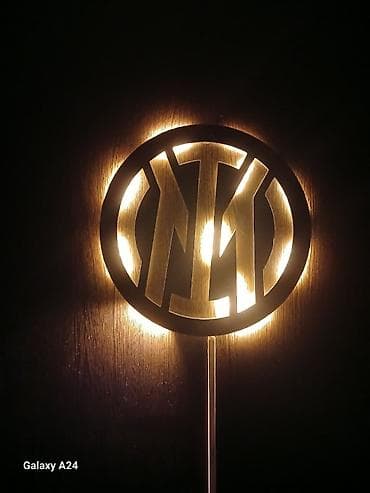 qedimi caynik: LED işıqlı dekor lövhələri və neon fiqurlar Damin 4 ed nerd 2 ed Tv — 7