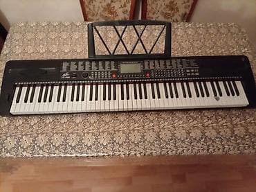 инструмент: Elektron piano,1-2 ay islenib bidene ciziqi bele yoxdur ideal — 1