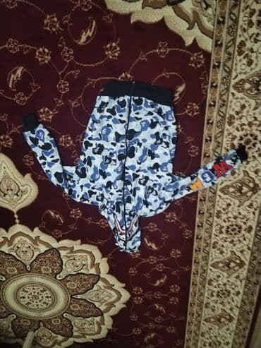 Türkiyə Malıdır. Razmer S
Bape