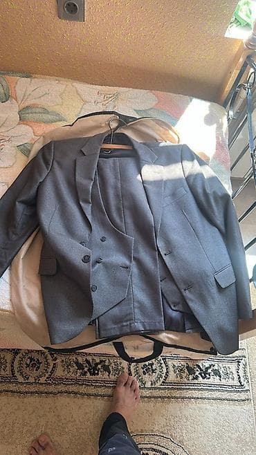 idman kostyumu: 3 dəfə toya geyinmişəm Kişi üçlü kostyum dəsti - Rəng: tünd boz — 2