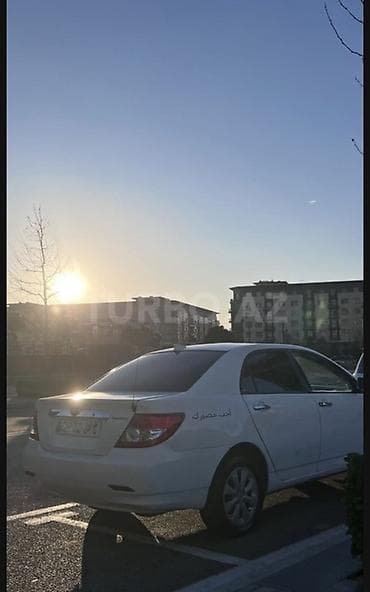 ford fusion diffuser: BYD F3: 1.5 l | 2012 il 120000 km Sedan — 5