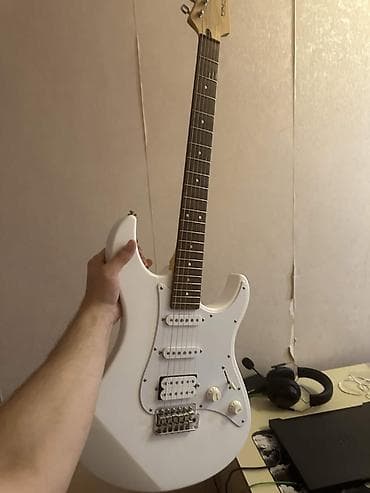 gitara ucun pedal: Elektron gitara, Yamaha, 6 sim, Yeni, Ünvandan götürmə — 2