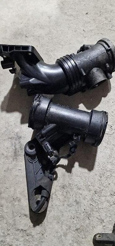 "Mercedes" interkulleri Şəhər: Bakı Elanın növü: Ehtiyat hissələri