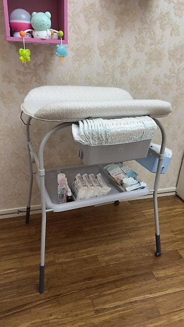 стол для кормления: Chicco uşaq bezi dəyişdirmə masası - Brend: Chicco - Funksiya — 1