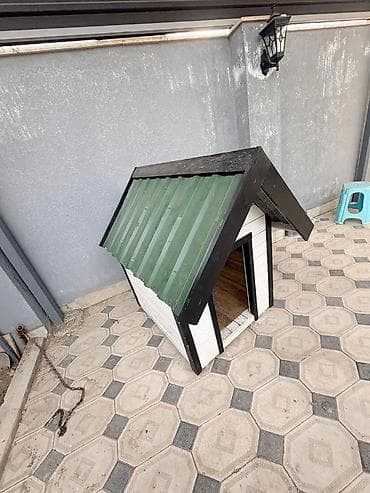 heyvan bazarları: Məhsul: İt evi (açıq hava üçün) it yuvası Təsvir: - Material: Taxta — 4