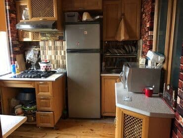 lənd kuruzer ucun led işıq lupası hardan tapmaq olar: Bakı, 3 otaqlı, Köhnə tikili, m. Həzi Aslanov, 70 kv. m — 11