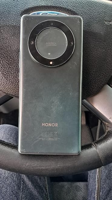 telefon sat: Honor Magic 5 Lite, rəng - Boz, Qırıq — 2