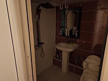 genclik kiraye evler: 1 otaqlı mənzil – mətbəx, sanitar qovşaq və dəhlizli. - Otaq: geniş — 1