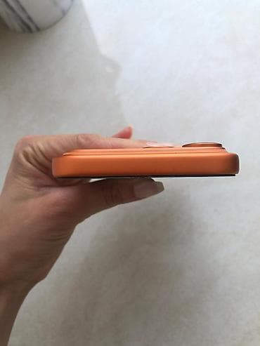 iphone 8s plus: IPhone 17 Pro Max, 256 GB, Narıncı, Face ID — 3