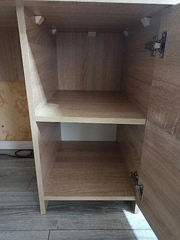 2 ədəd Tək qapılı kompakt iş/stolüstü masa en 55 uzunluğu 1 metr lalafo.az -da 2 ədəd Tək qapılı kompakt iş/stolüstü masa en 55 uzunluğu 1 metr