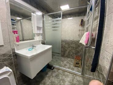 qubada ayliq kiraye evler 2020: Mərdəkənda 5 mertebeli binanın 3-cu mərtəbəsində ümumi sahəsi 63 kv,m — 17