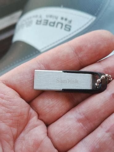 Flash kart Sandisk, 64 GB, USB 3.0, İşlənmiş