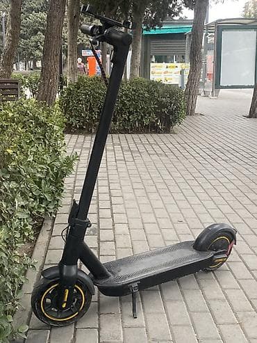 Гироскутеры: Ə salam ninebot g30 skuter bidene ışıqı zeyifdi bide vilkasında balaca — 1