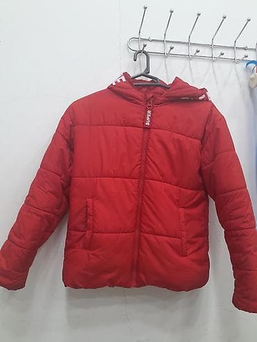 geynilmis paltarlar: Qırmızı uşaq/qənc şişmə qış gödəkçəsi - Rəng: parlaq qırmızı - Model — 1