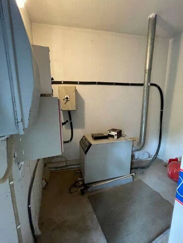 salyanda evlər: 15 otaq, 550 kv. m, Orta təmir — 12